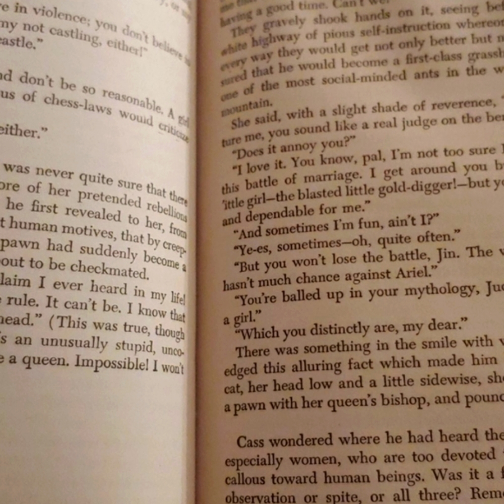 𝅺VINTAGE Book - Picture 5 of 5